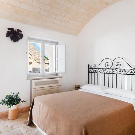 Masseria Ancella Монталбано Екстериор снимка