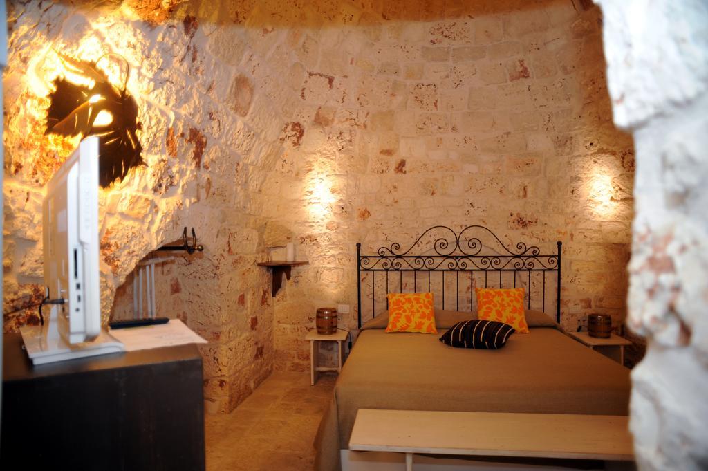 Masseria Ancella Монталбано Екстериор снимка