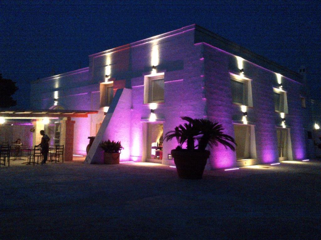 Masseria Ancella Монталбано Екстериор снимка