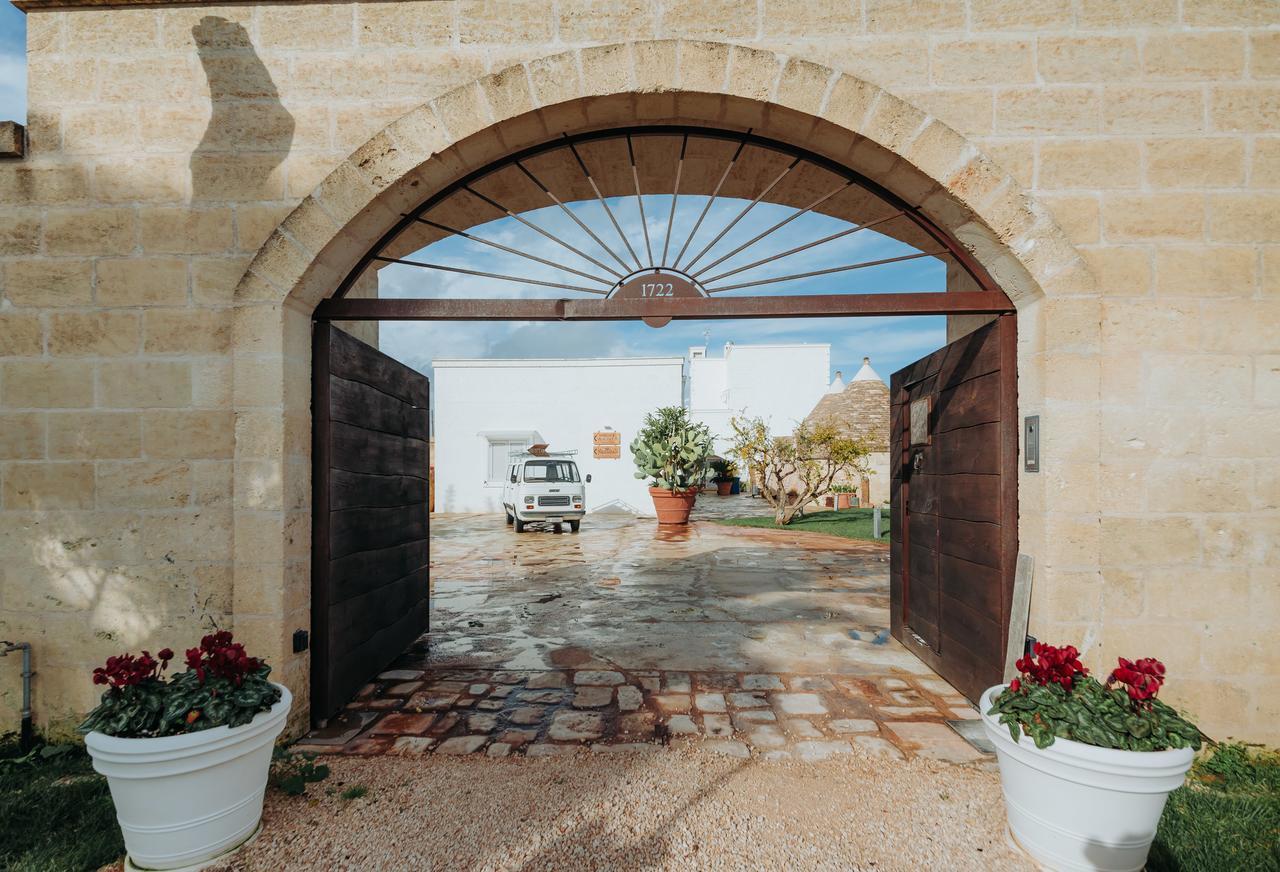 Masseria Ancella Монталбано Екстериор снимка
